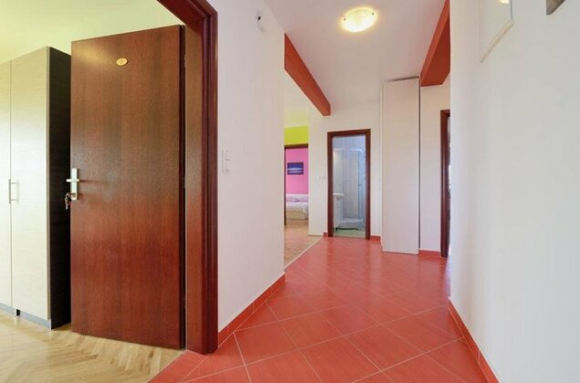 Mareta Guesthouse - Photo2