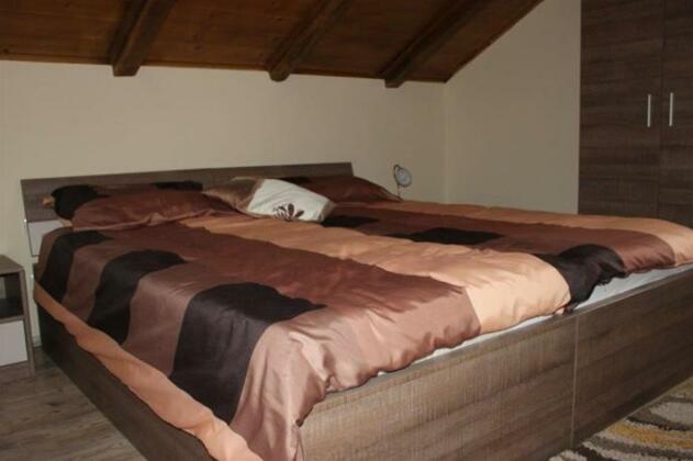 Rooms & Apartment Vinia - Photo5