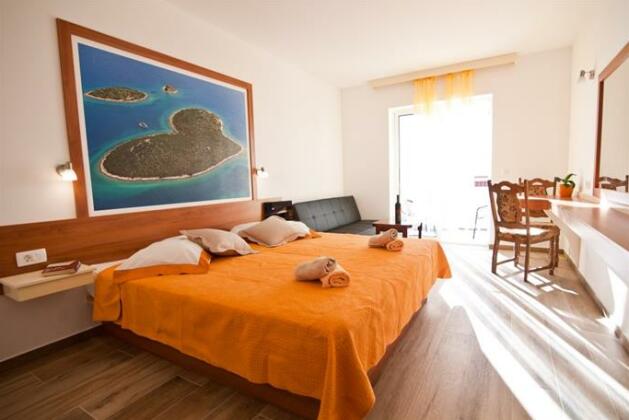 Amorena Mini-Hotel - Photo3