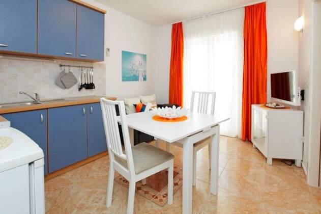 Apartments Villa Adria Bol - Photo4