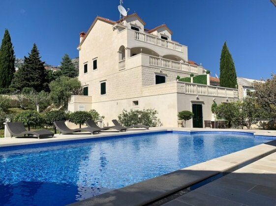 Apartments Villa Jadranka - Photo2