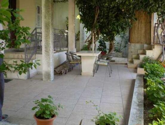 Bol Central Hostel - Photo2