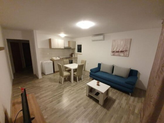 Apartments Breskic - Photo2