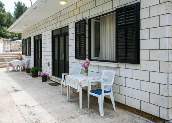 Apartments Garden - Photo2