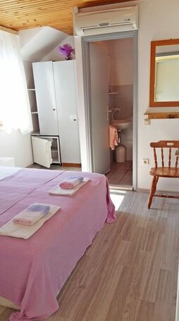 Apartments Karacic - Photo5