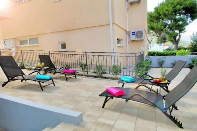 Bacan Family Apartments - Photo2