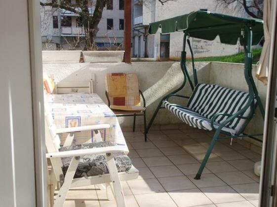 Apartment Garden - Photo2