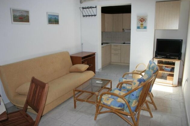 Holiday home Ana Cervar Porat - Photo4