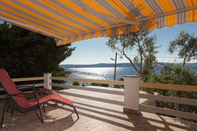 Apartment Milka by the Sea - Photo2