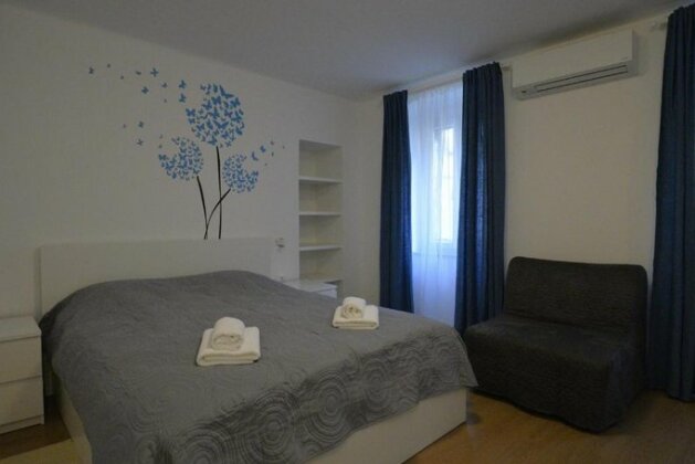 Apartments and Rooms Oliva - Photo2