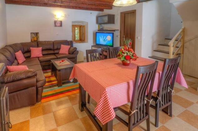 Holiday Home Badanjac - Photo2