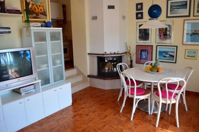 Holiday Home Nona - Photo2