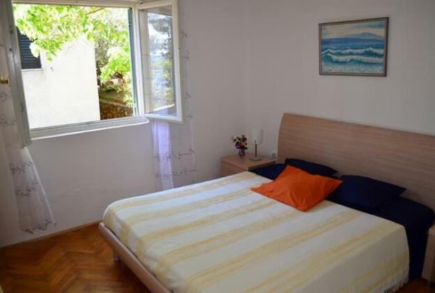 Holiday Home Nona - Photo3