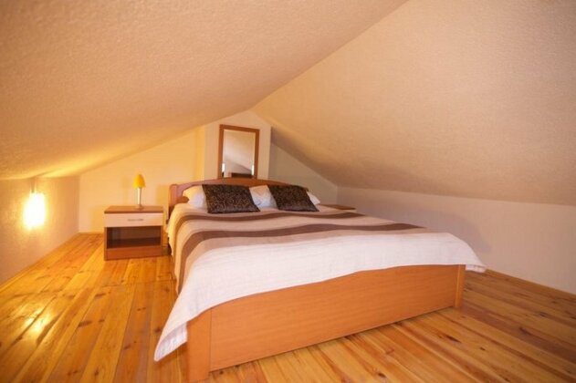 Holiday Home Svemir - Photo4
