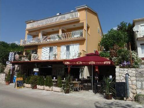 Apartments and Rooms Anica - Photo2