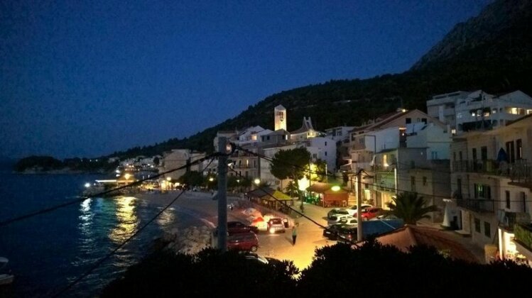 Holiday home Ika - Photo2