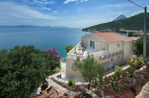 Villa Ikar