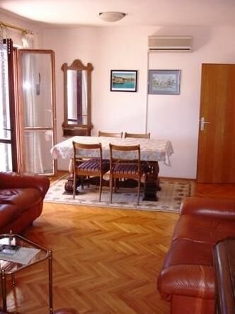 Apartment Lejla - Photo5