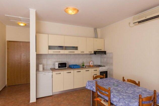 Apartment & Room Braica - Photo4