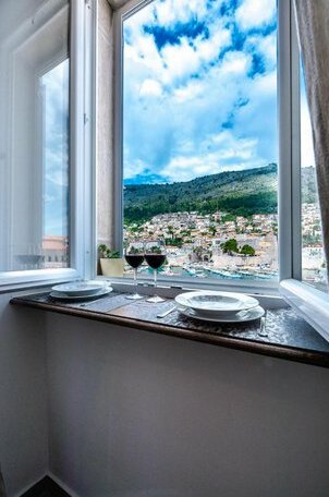 BRAND NEW apartment with Old Port view- Mala Vrata