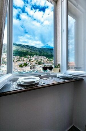 BRAND NEW apartment with Old Port view- Mala Vrata