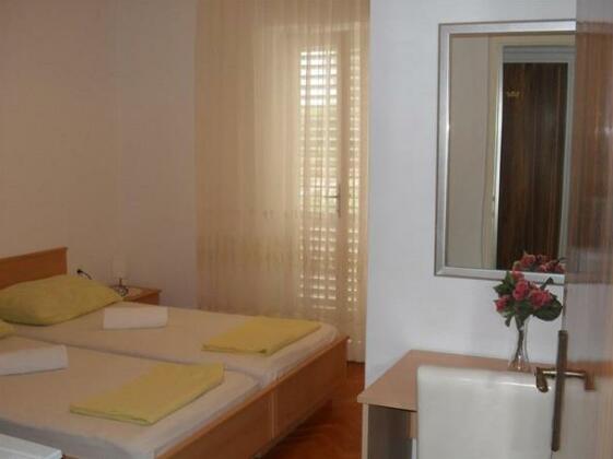 Guest House Mis - Photo3