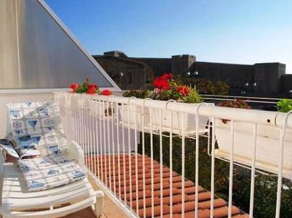 Gussar Hotel - Photo5