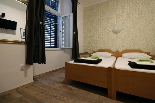 Ljuba's Rooms Old Town - Photo5
