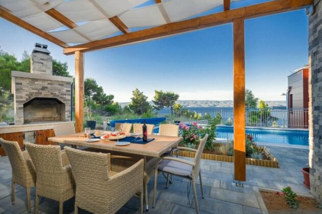 Villa Sara with Sea View and Private Heated Pool - Photo4