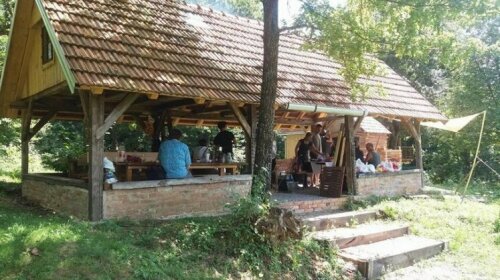 Treehouse Resnice -Mreznica