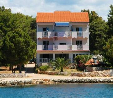 Gorgonia Apartments