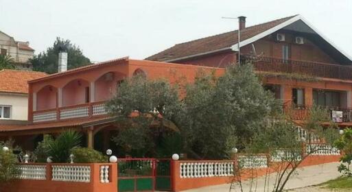 Guest House Bocac