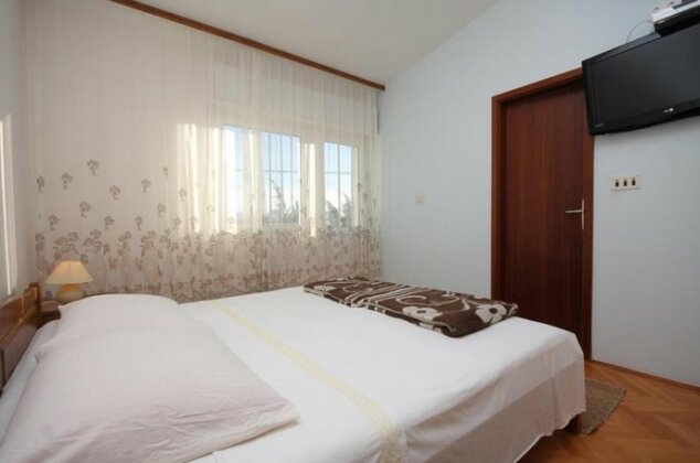 Apartments Vojnovic 3455 - Photo3