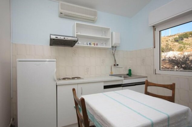 Apartments Vojnovic 3455 - Photo5