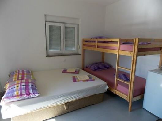 Cozy studio Apartment with Balcony A-2 - Photo2