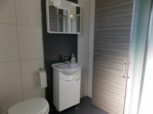 Cozy studio Apartment with Balcony A-2 - Photo4