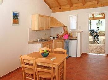 Tourist Settelment Bi Village - Photo2