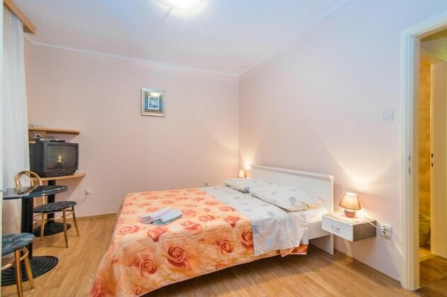 Apartment Vilma Funtana - Photo3