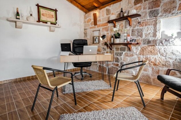 Boutique Rooms by Nono Ban - Photo3