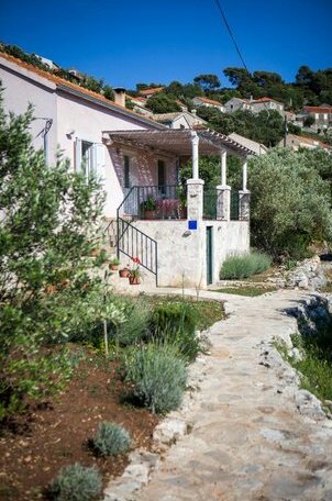 Holiday house in National park