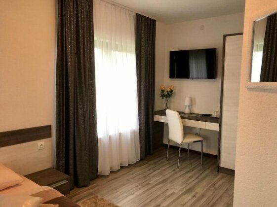 Guest House Klanfar - Photo5
