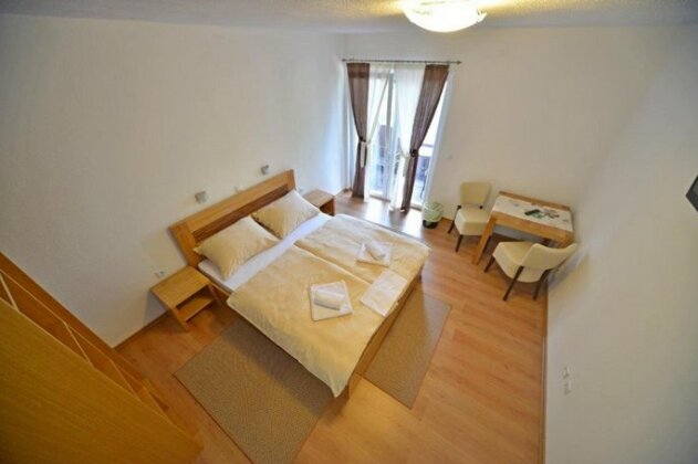 Rooms Villa Ruja - Photo5