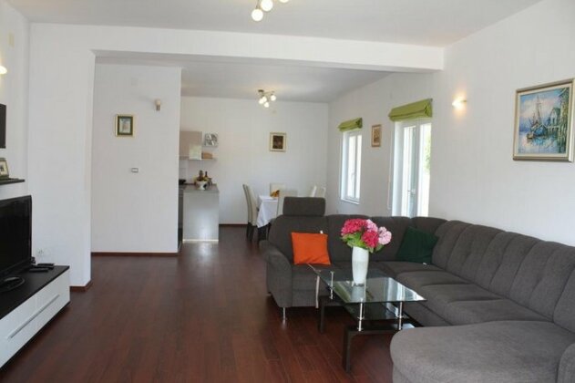 Holiday Home Petra Gruda - Photo5