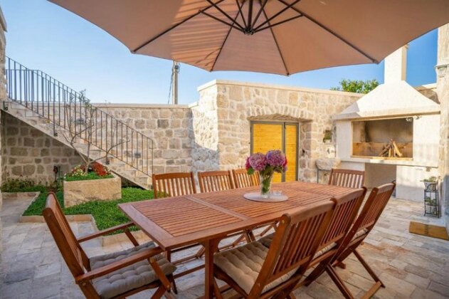 Villa Royal House Gruda - Photo5