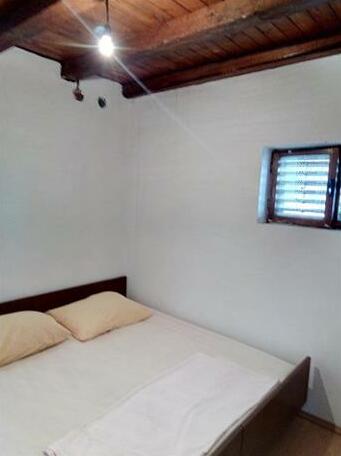 Robinson Rest House - Photo3
