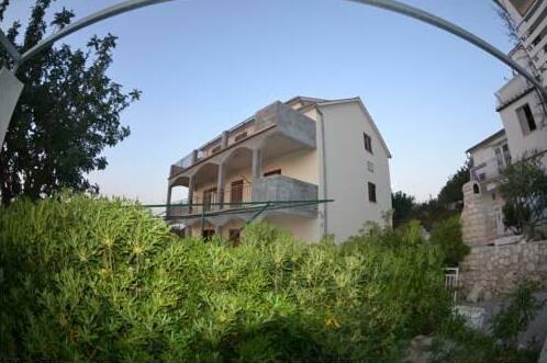 Apartments Ivusic - Photo2