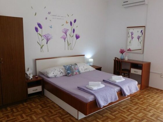 Guest house Ivanka Hvar Town - Photo2