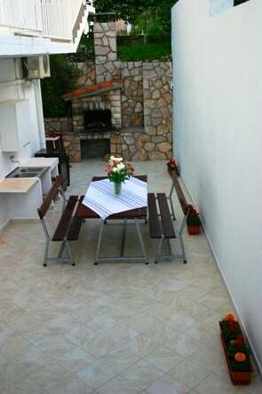Luka's Lodge - Photo4