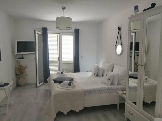 Oleander Apartment & Room Centar - Photo4