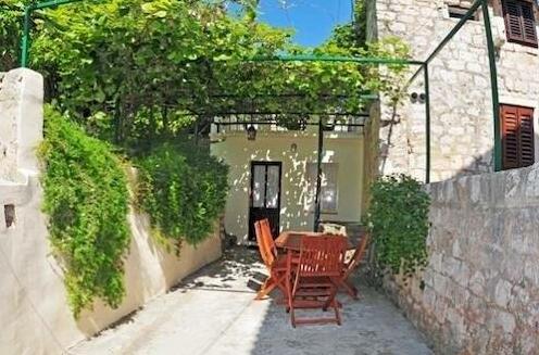 Villa Toni Natura Hvar Bed and Breakfast - Photo4